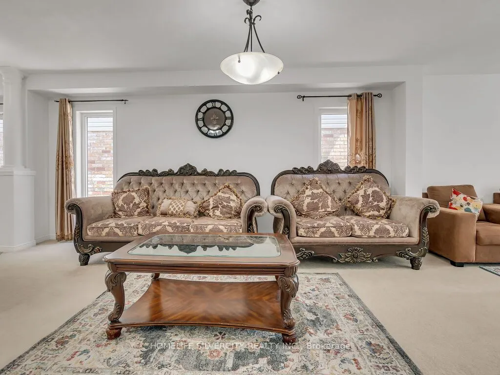 434 Woodbine Avenue