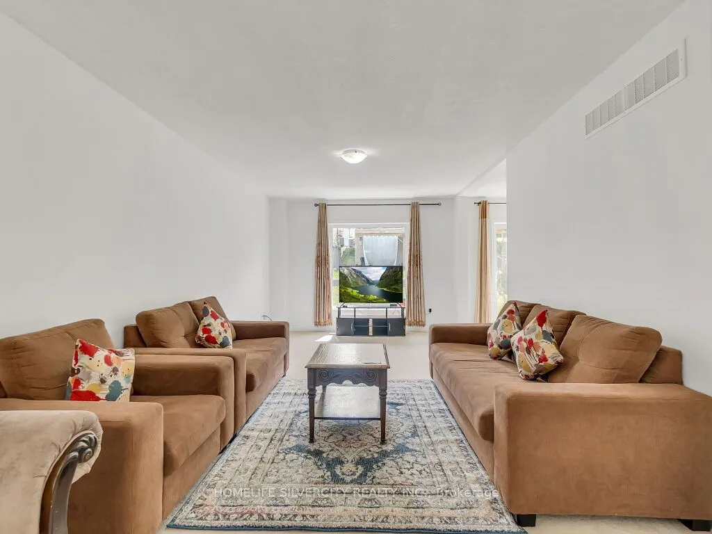 434 Woodbine Avenue