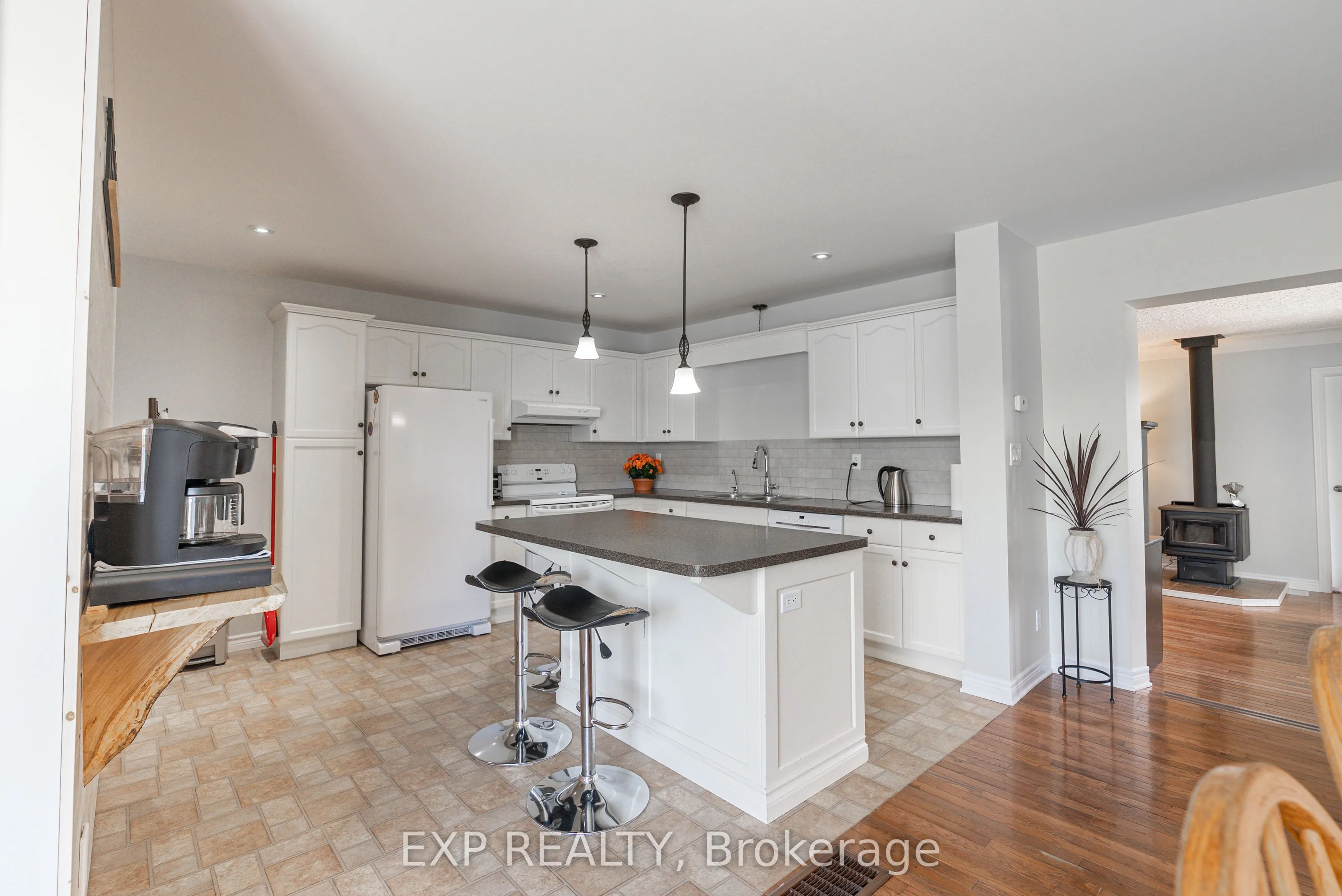 2446 Burger Road