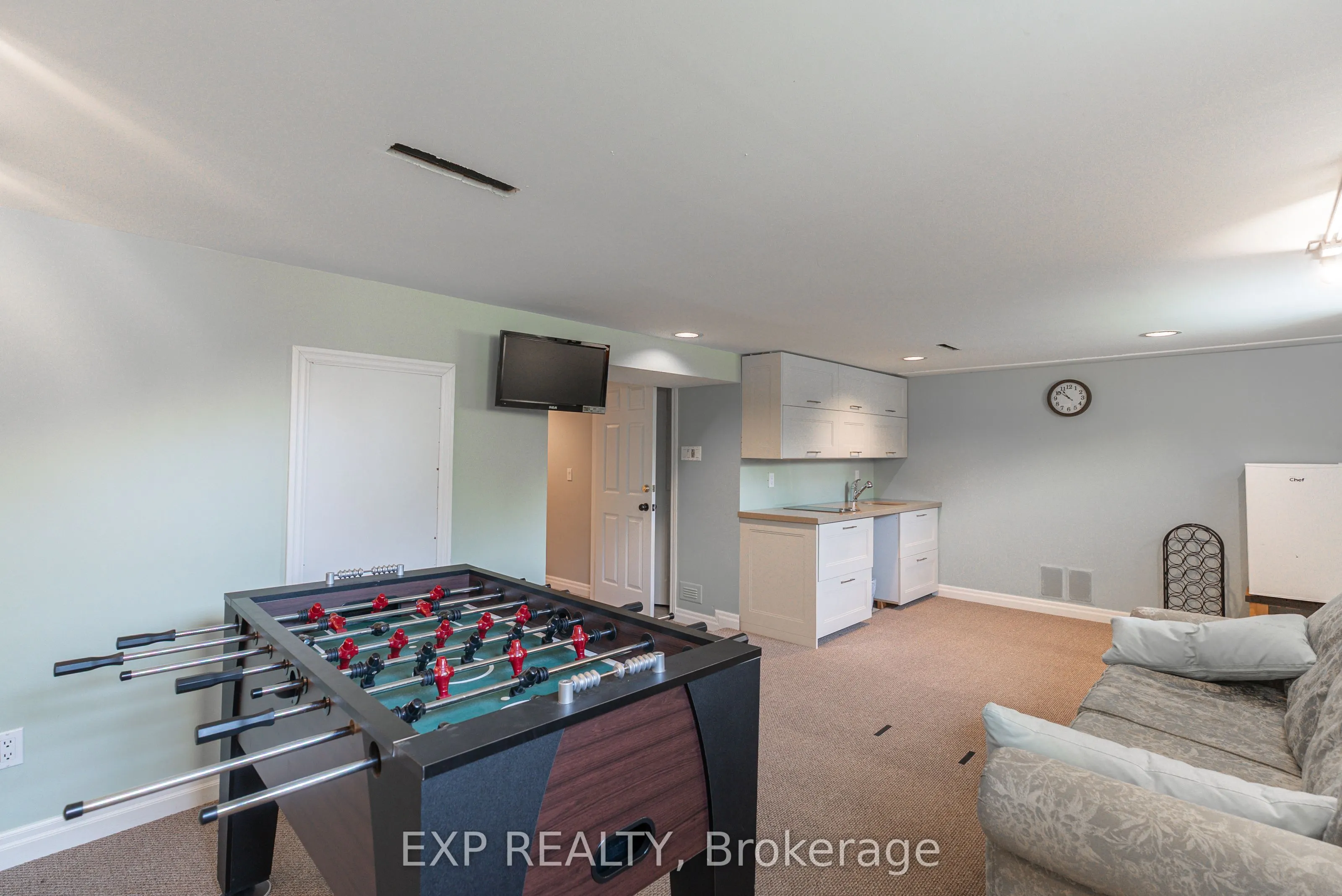 2446 Burger Road