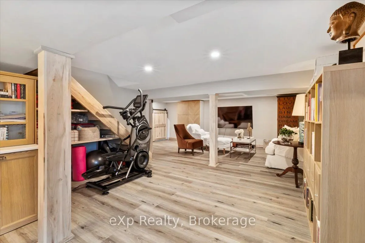 78 Maple Drive