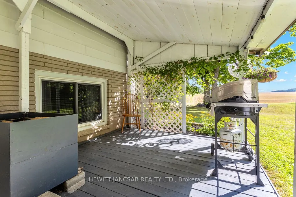 887372 Township Road 11, Rr#3 Road