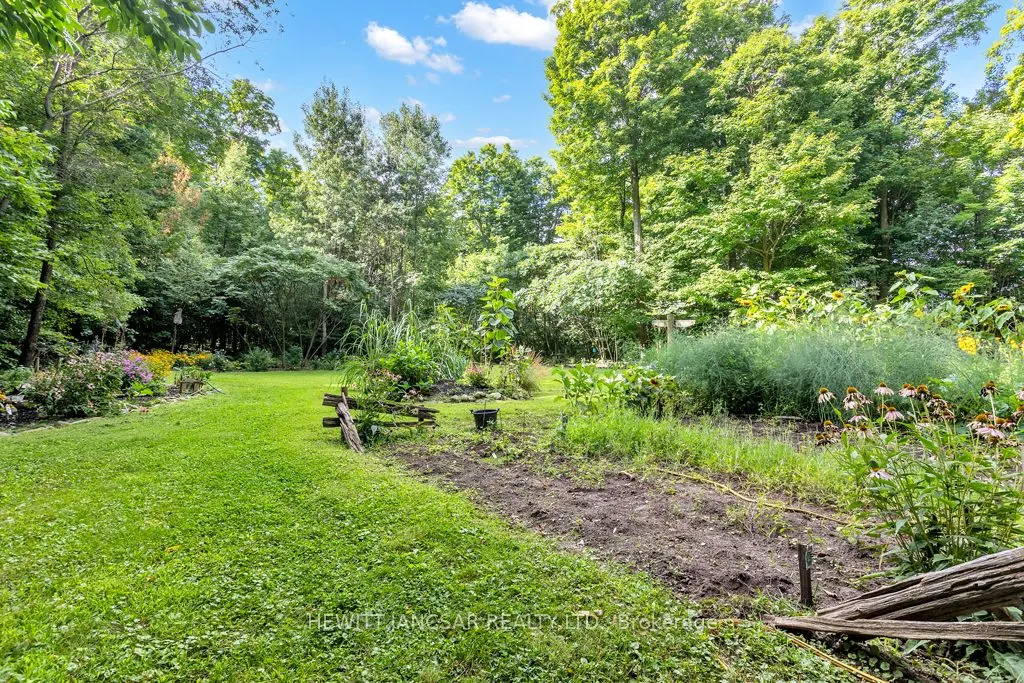 887372 Township Road 11, Rr#3 Road