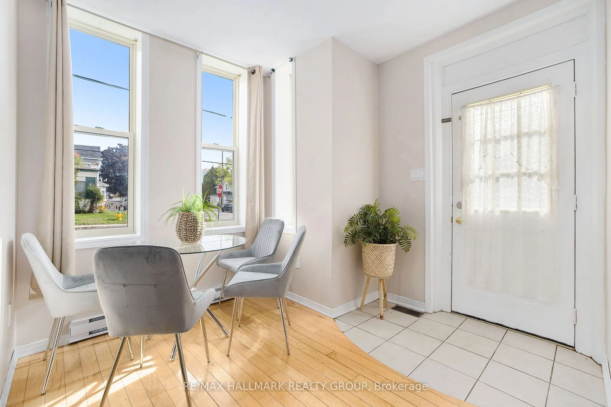 22 Maple Avenue