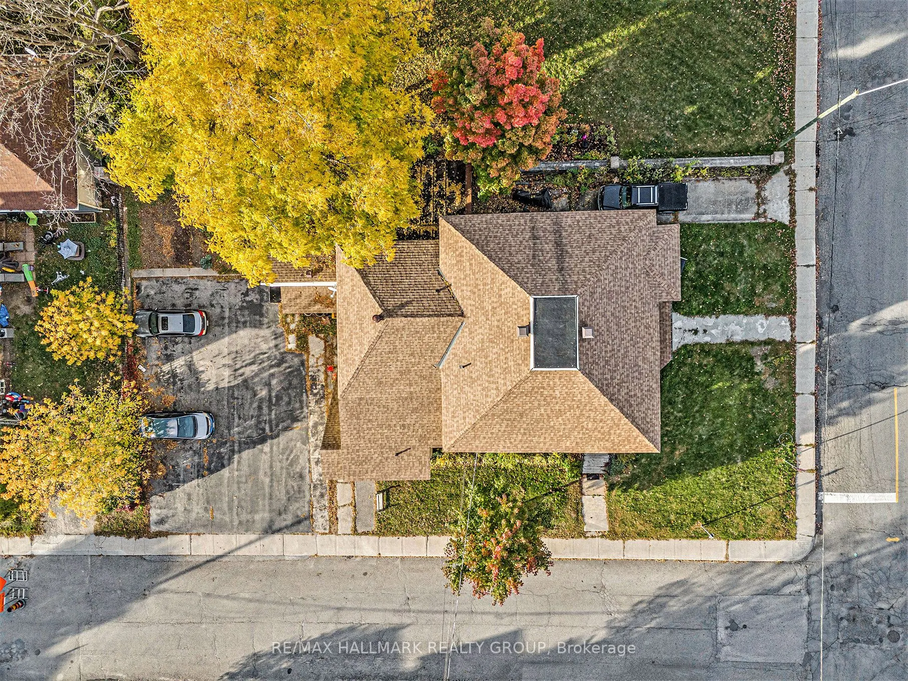 22 Maple Avenue