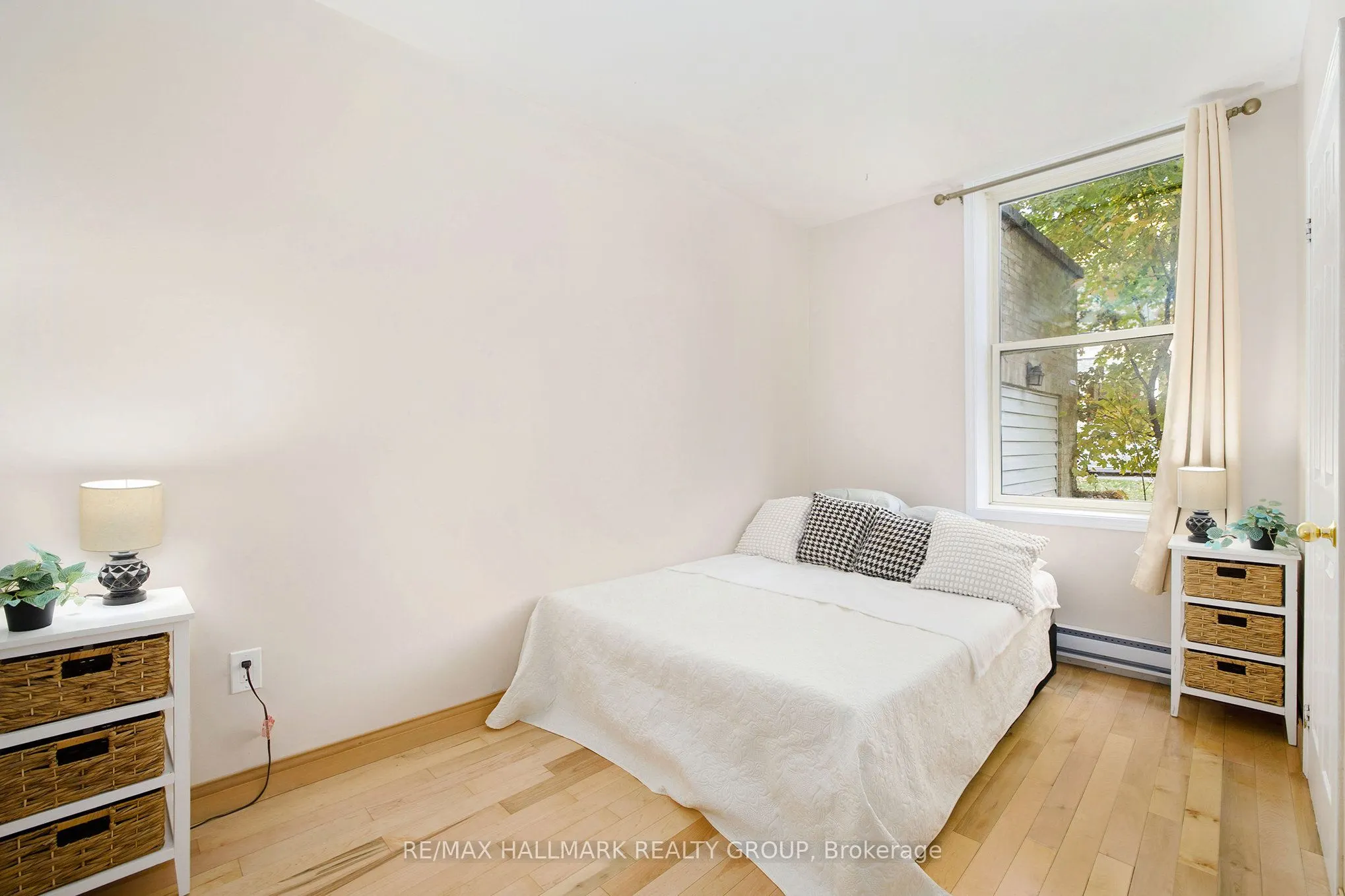 22 Maple Avenue
