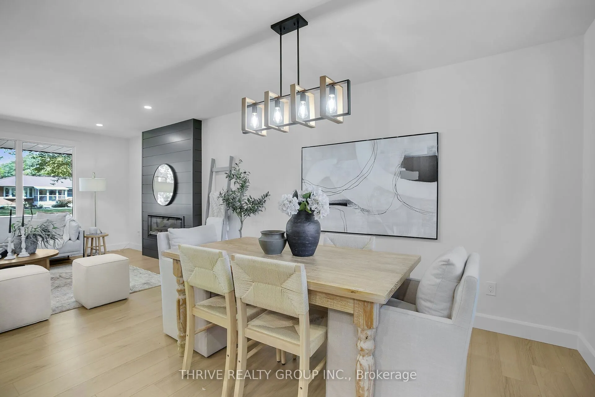 553 Viscount Road