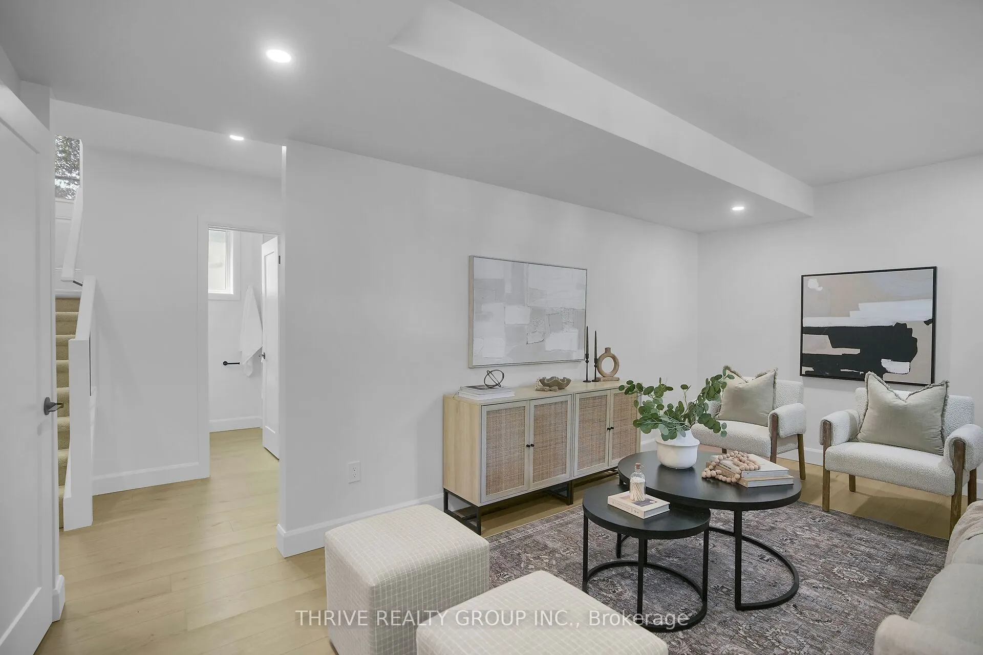 553 Viscount Road