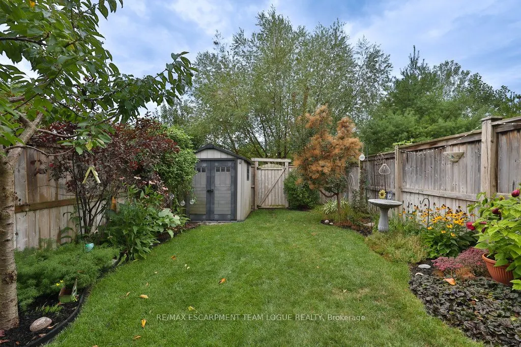 104 Bisset Avenue
