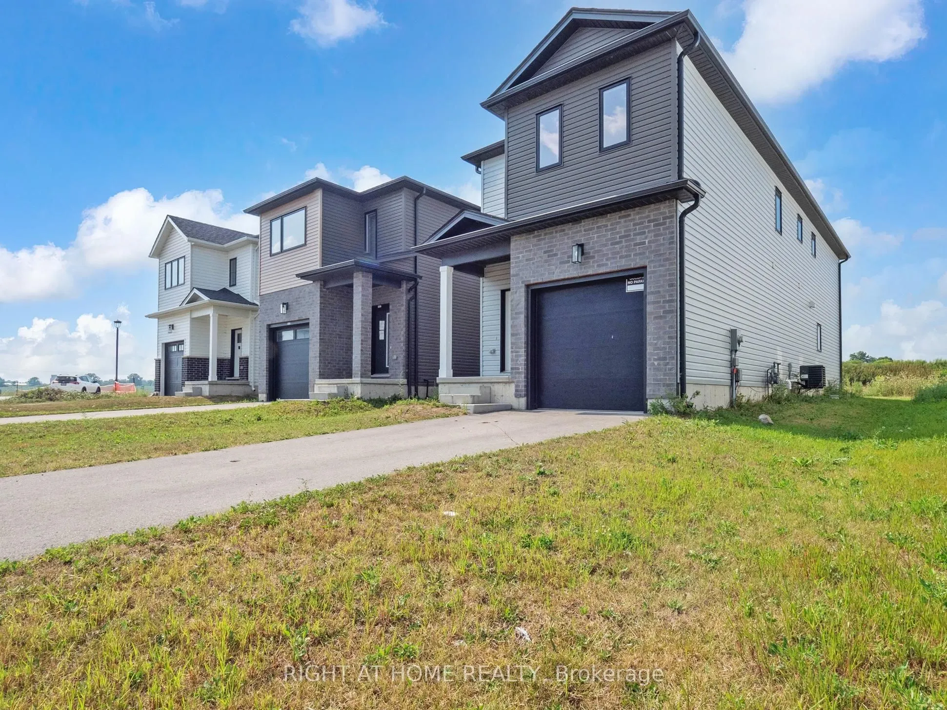 1608 CAPRI Crescent