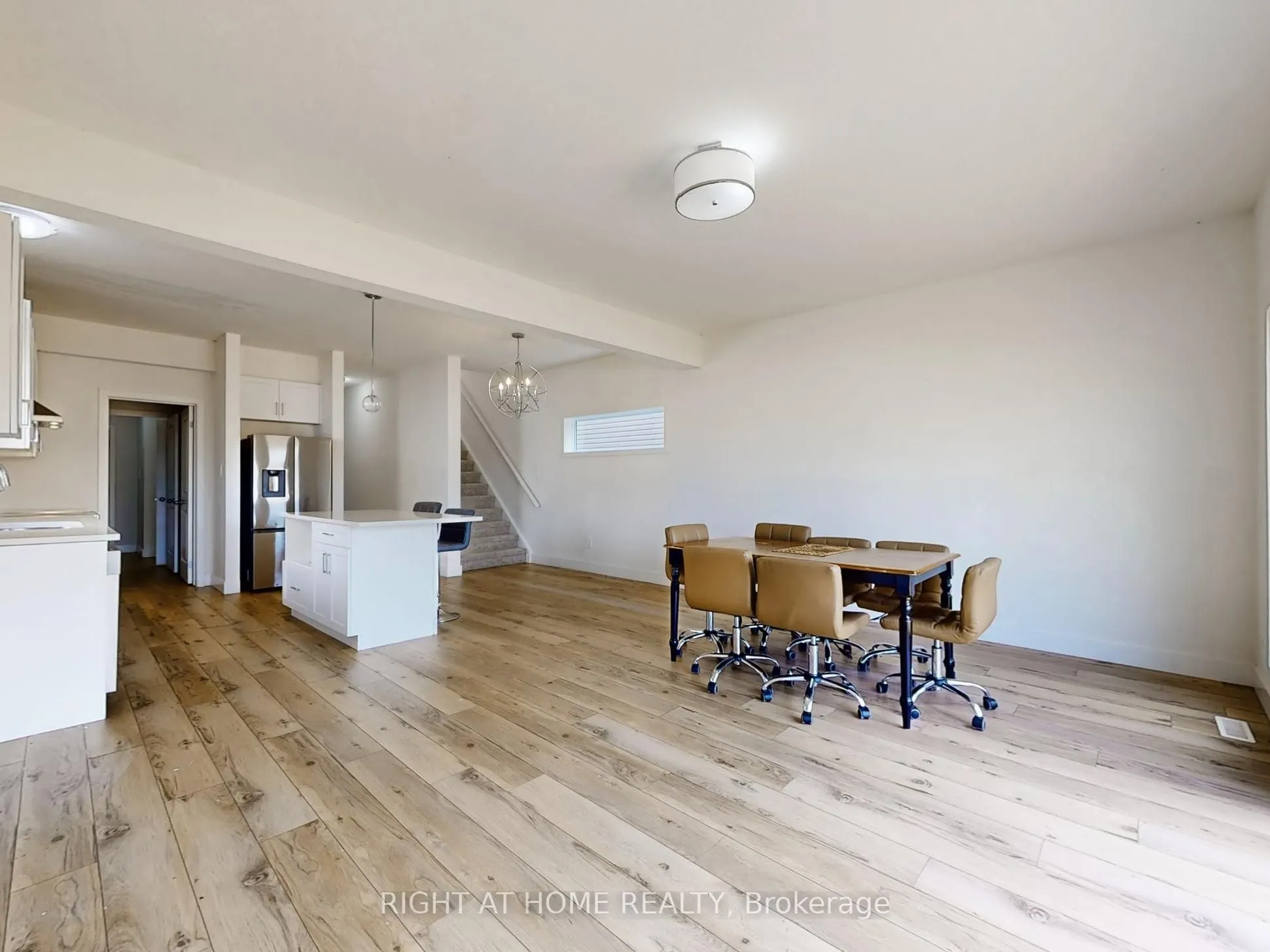1608 CAPRI Crescent