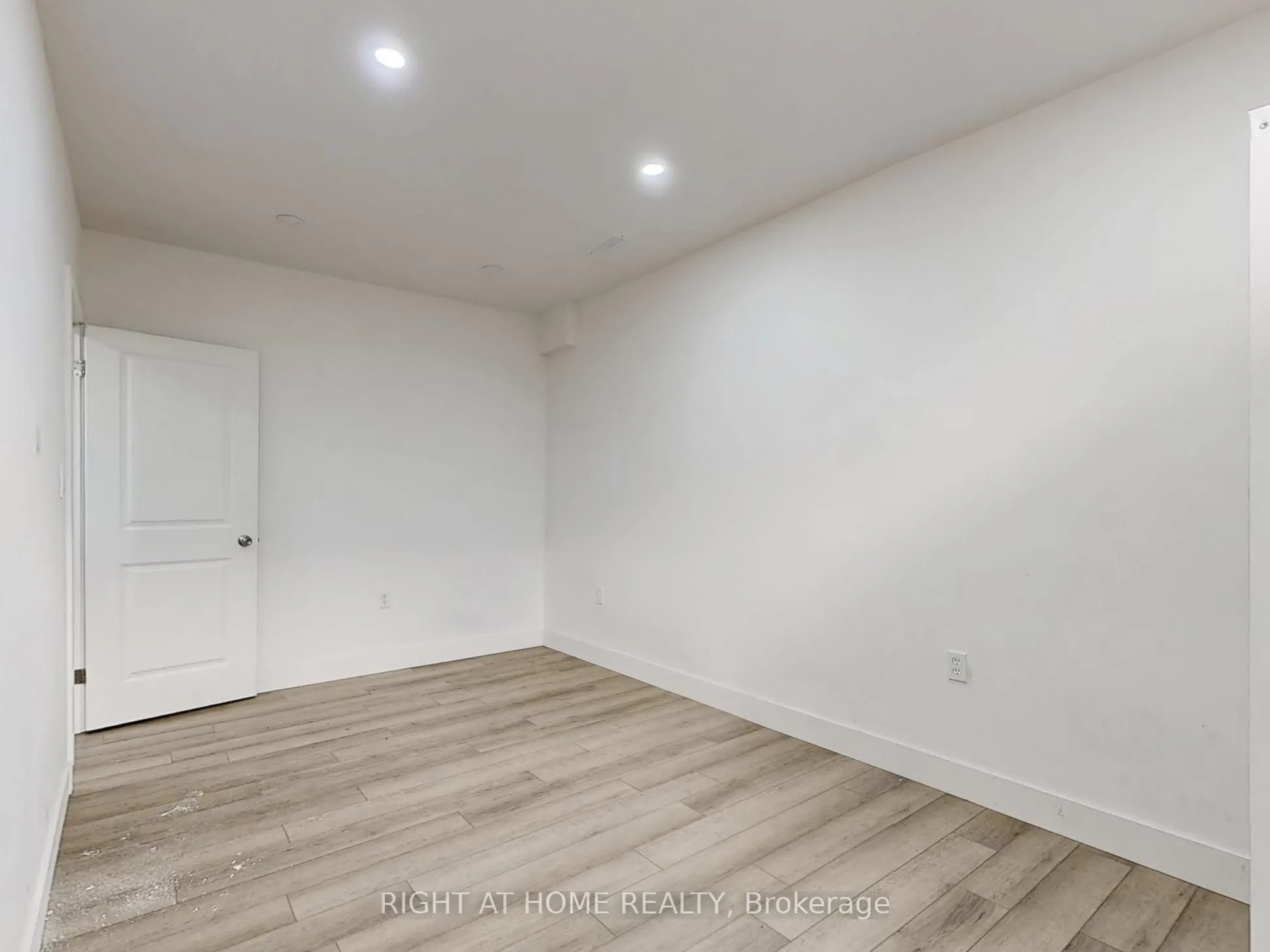 1608 CAPRI Crescent