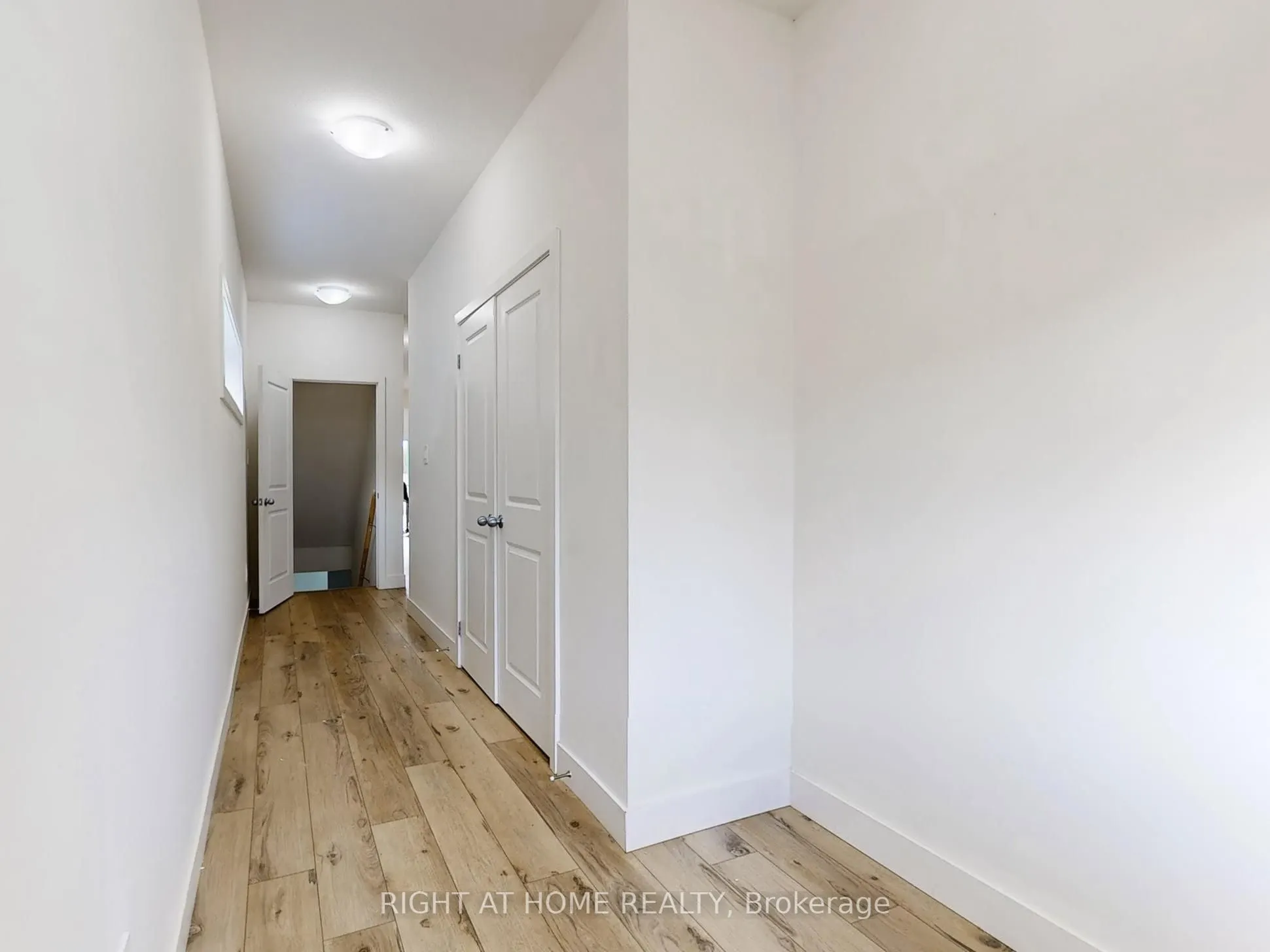 1608 CAPRI Crescent