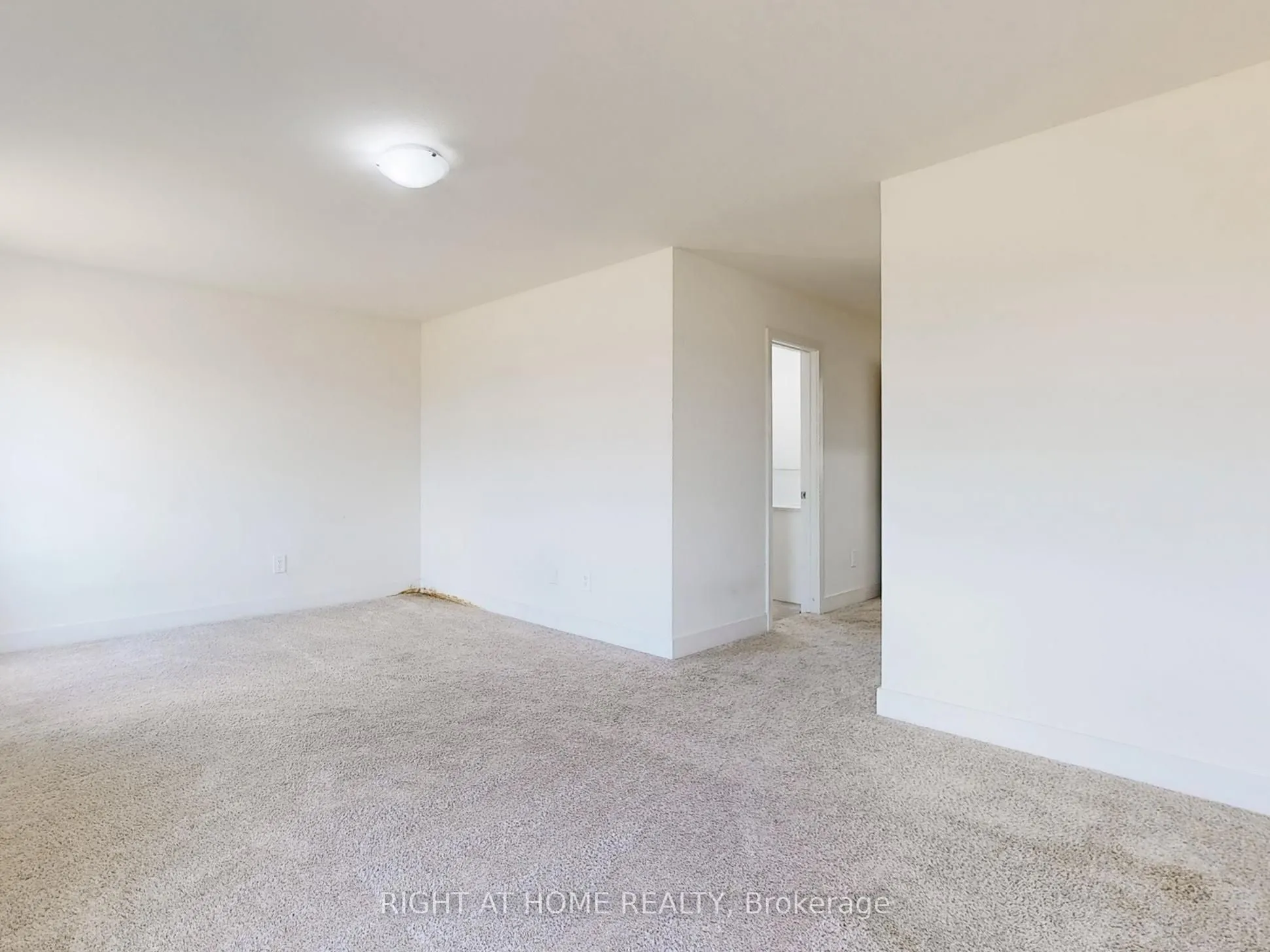 1608 CAPRI Crescent