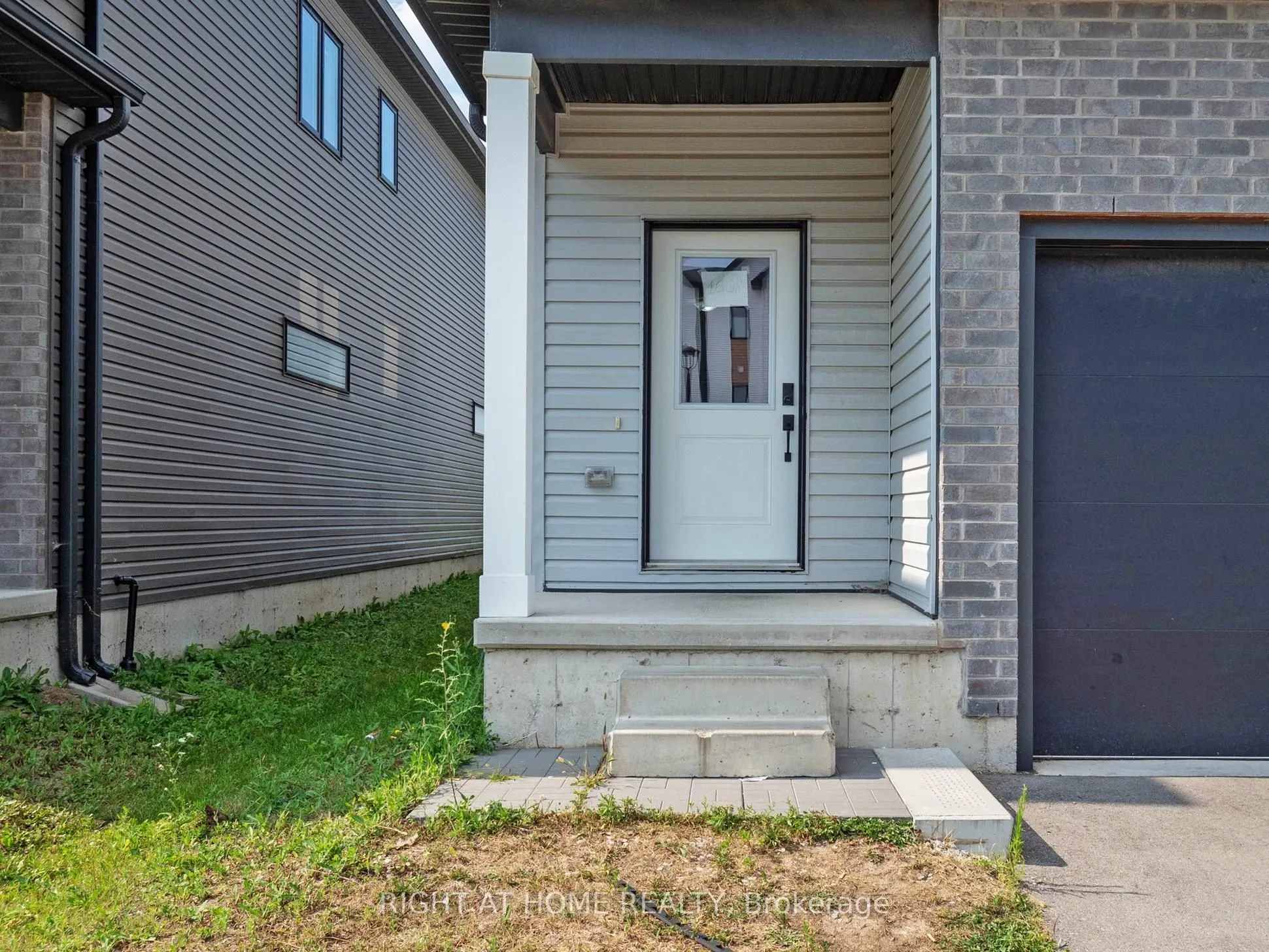 1608 CAPRI Crescent
