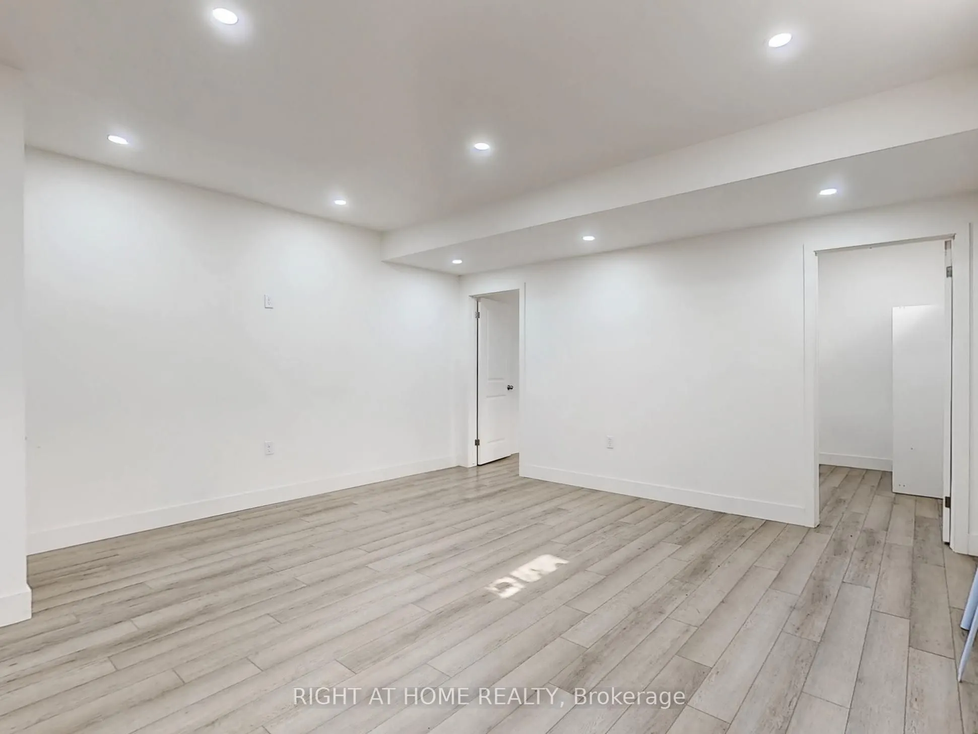 1608 CAPRI Crescent