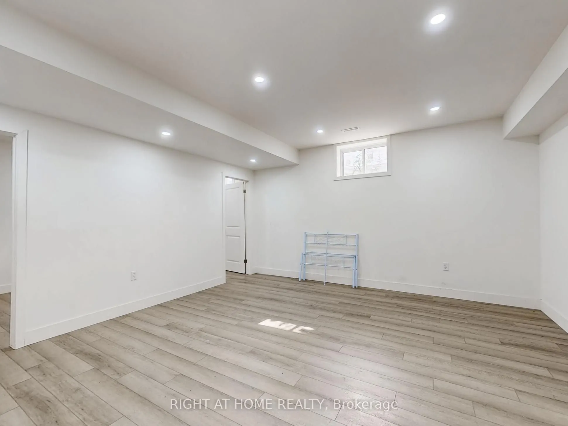 1608 CAPRI Crescent