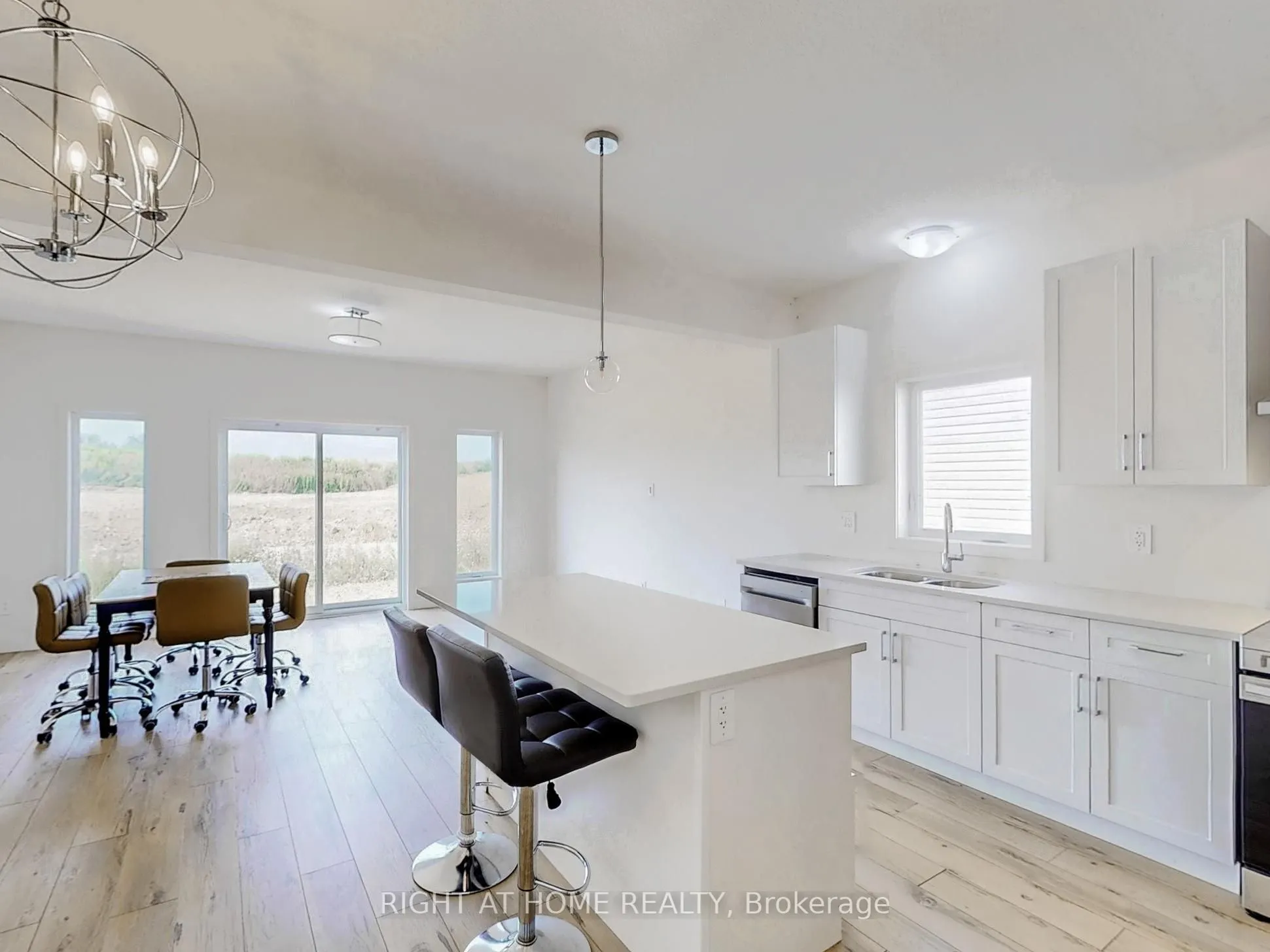 1608 CAPRI Crescent
