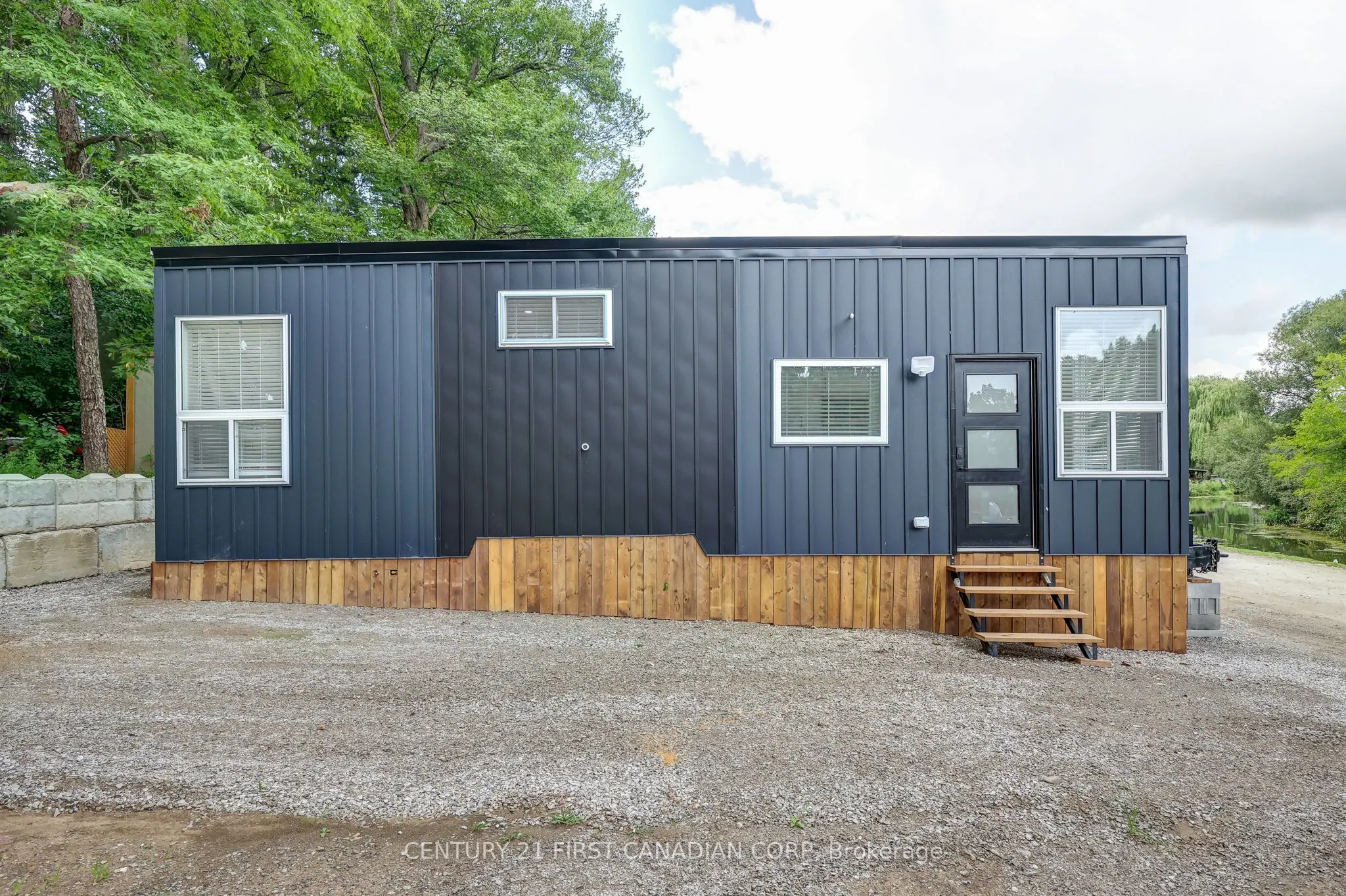 99 Fourth Concession Road, #142