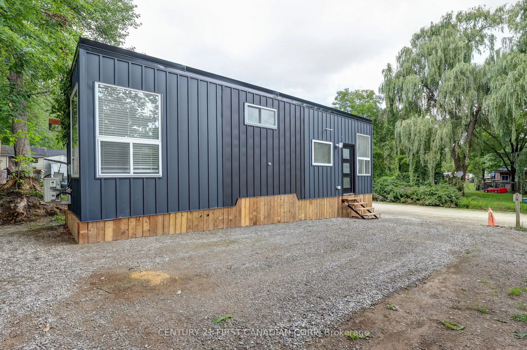 99 Fourth Concession Road, #142