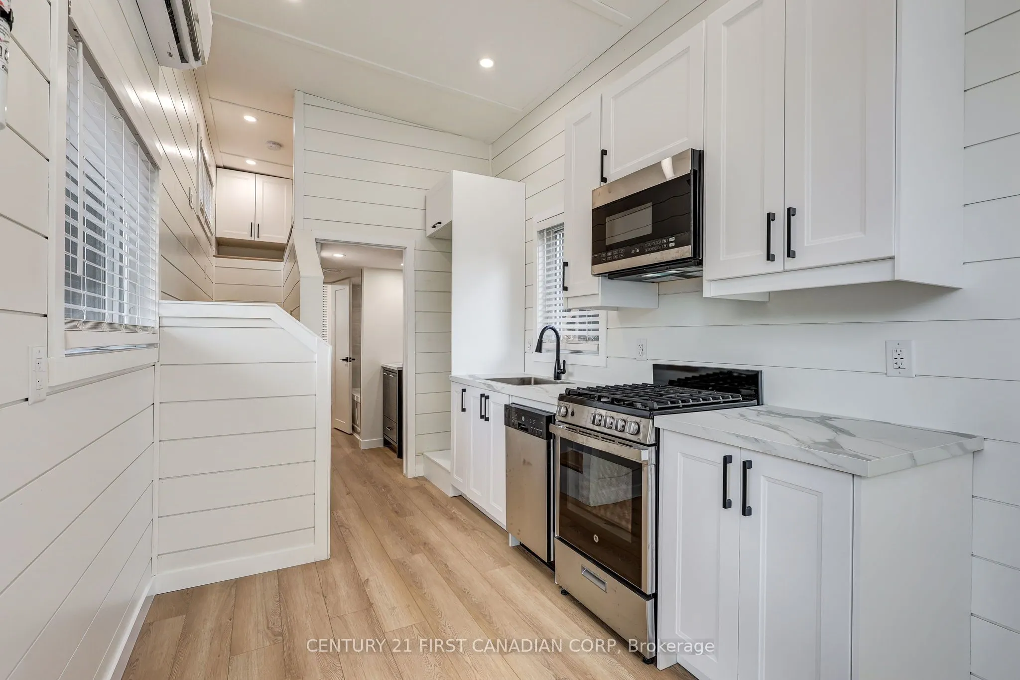 99 Fourth Concession Road, #142
