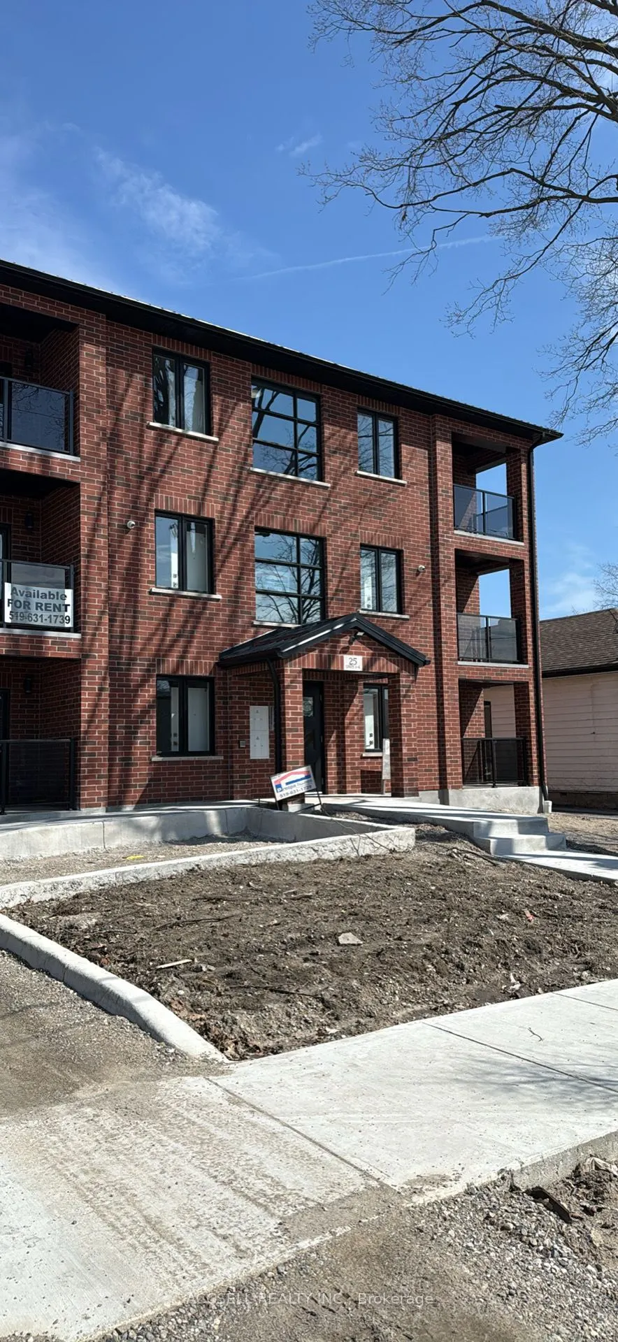 25 Alexandria Avenue