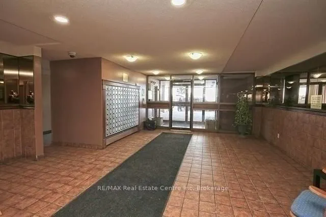 15 Albright Road N, #17