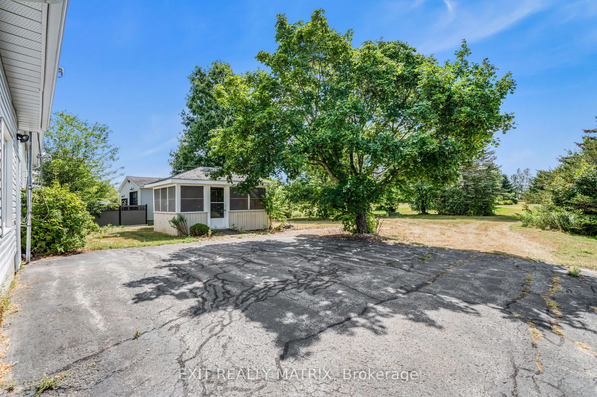 3704 Pattee Road E