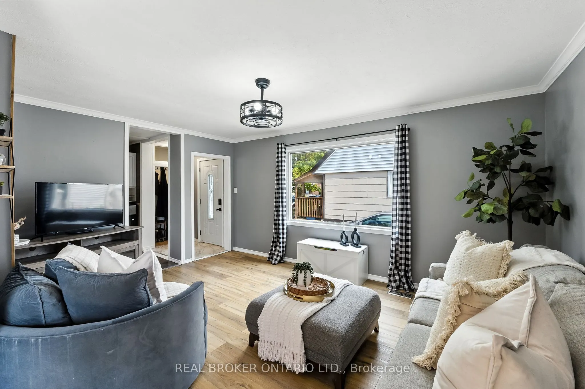 459 Rose Avenue