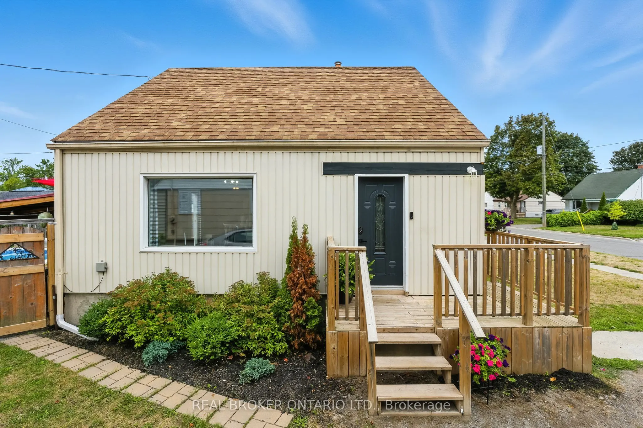 459 Rose Avenue