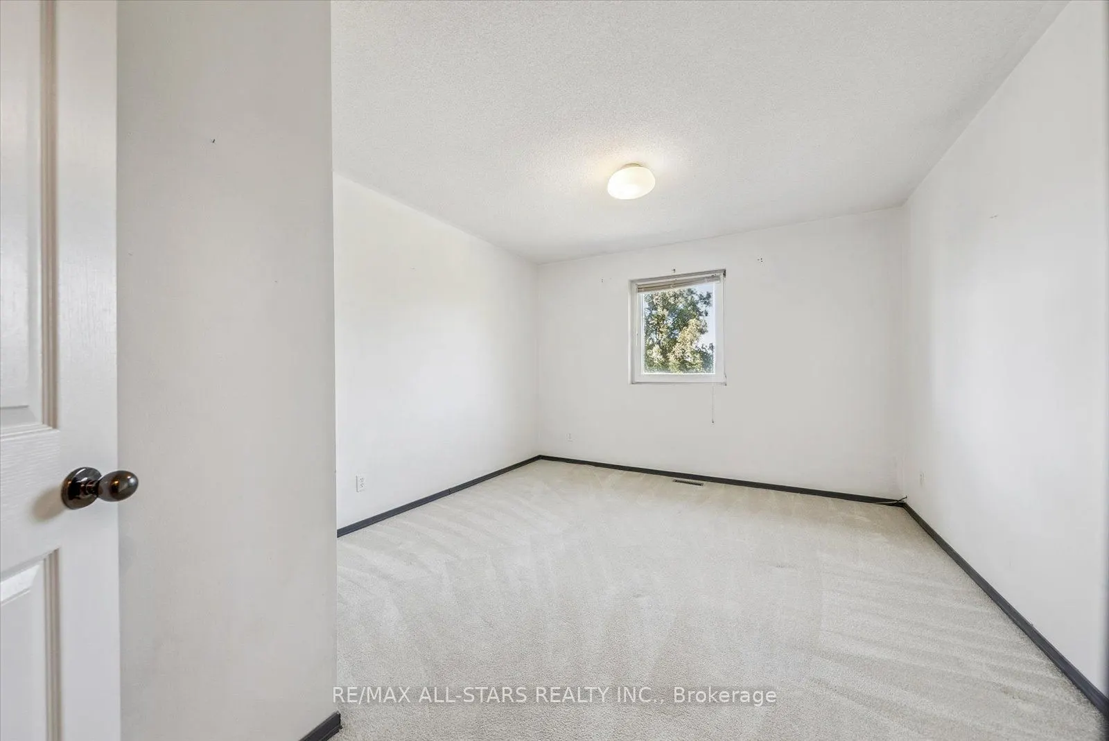 46 Forest Hill Drive