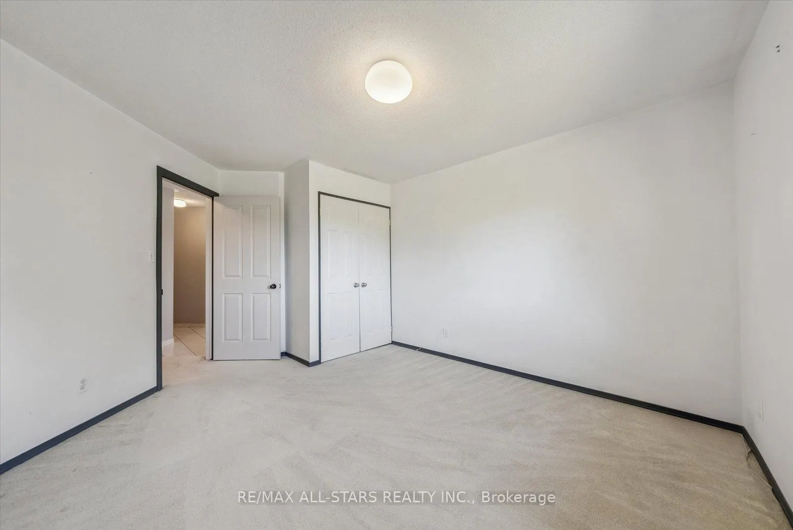 46 Forest Hill Drive