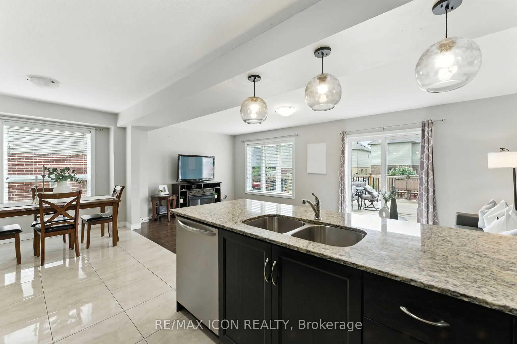 28 Freer Drive