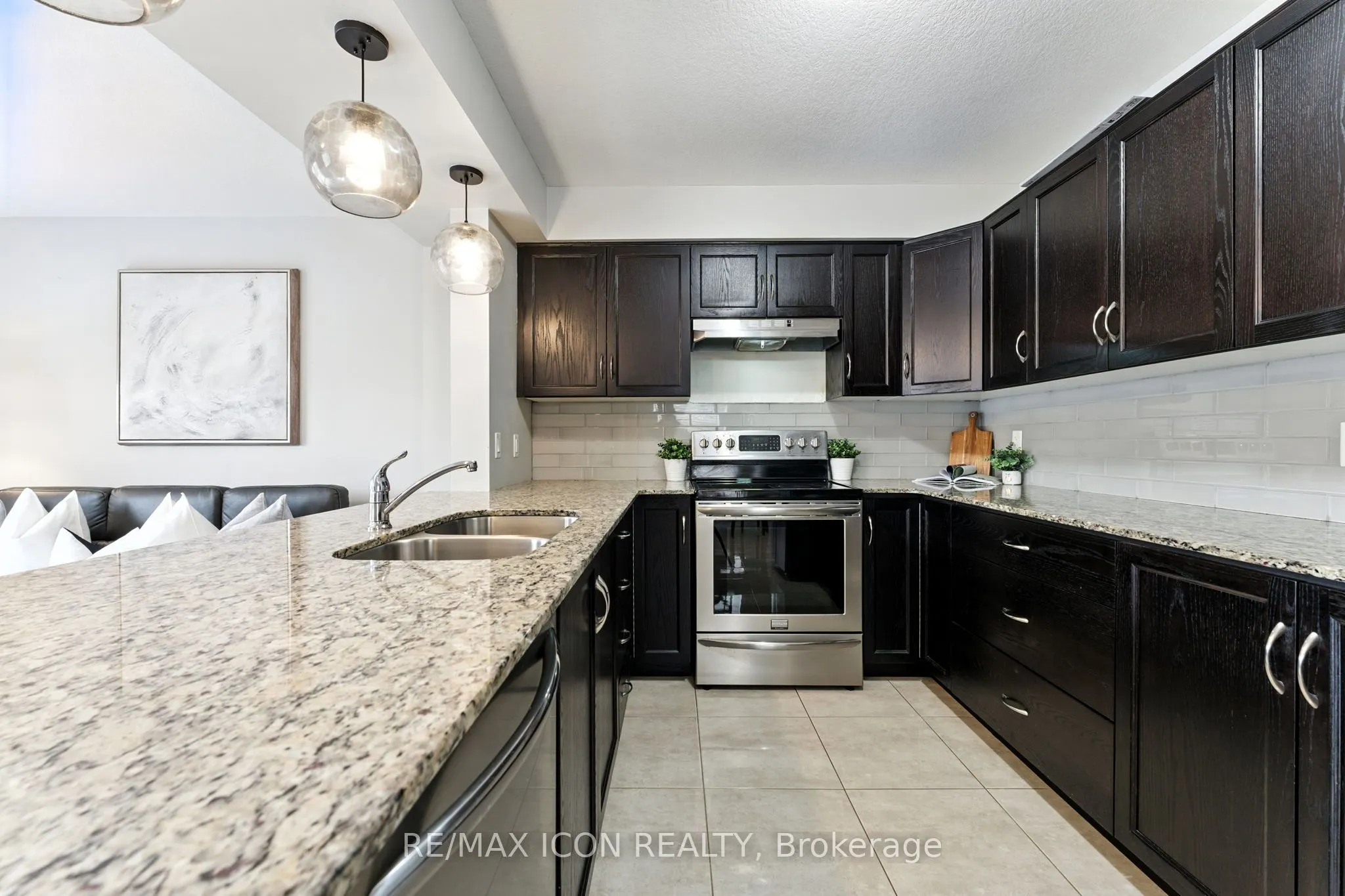 28 Freer Drive