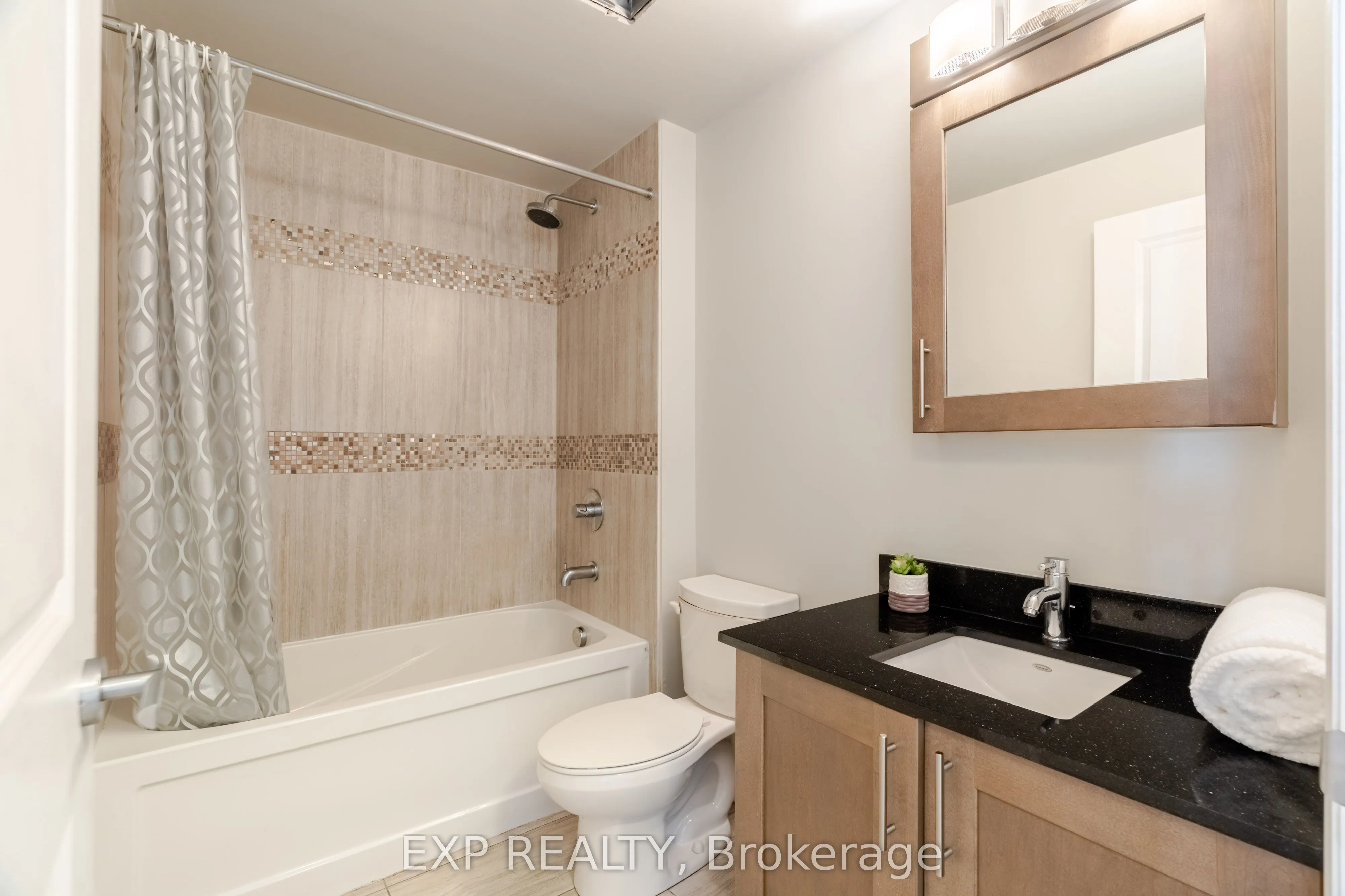 242 RIDEAU Street, #2308