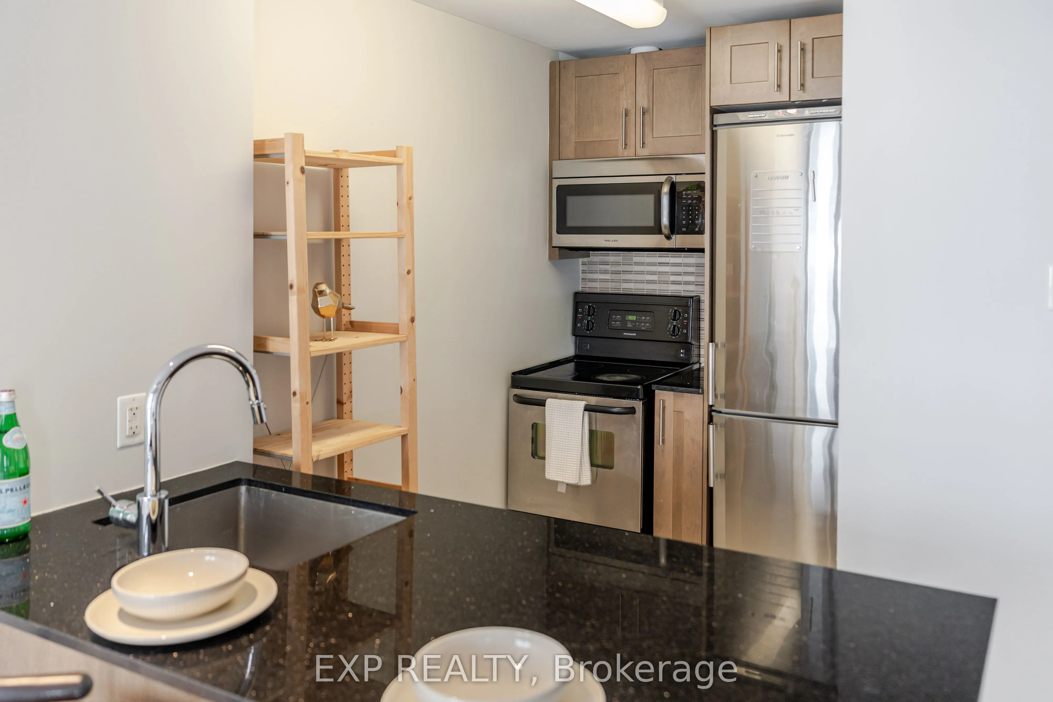 242 RIDEAU Street, #2308