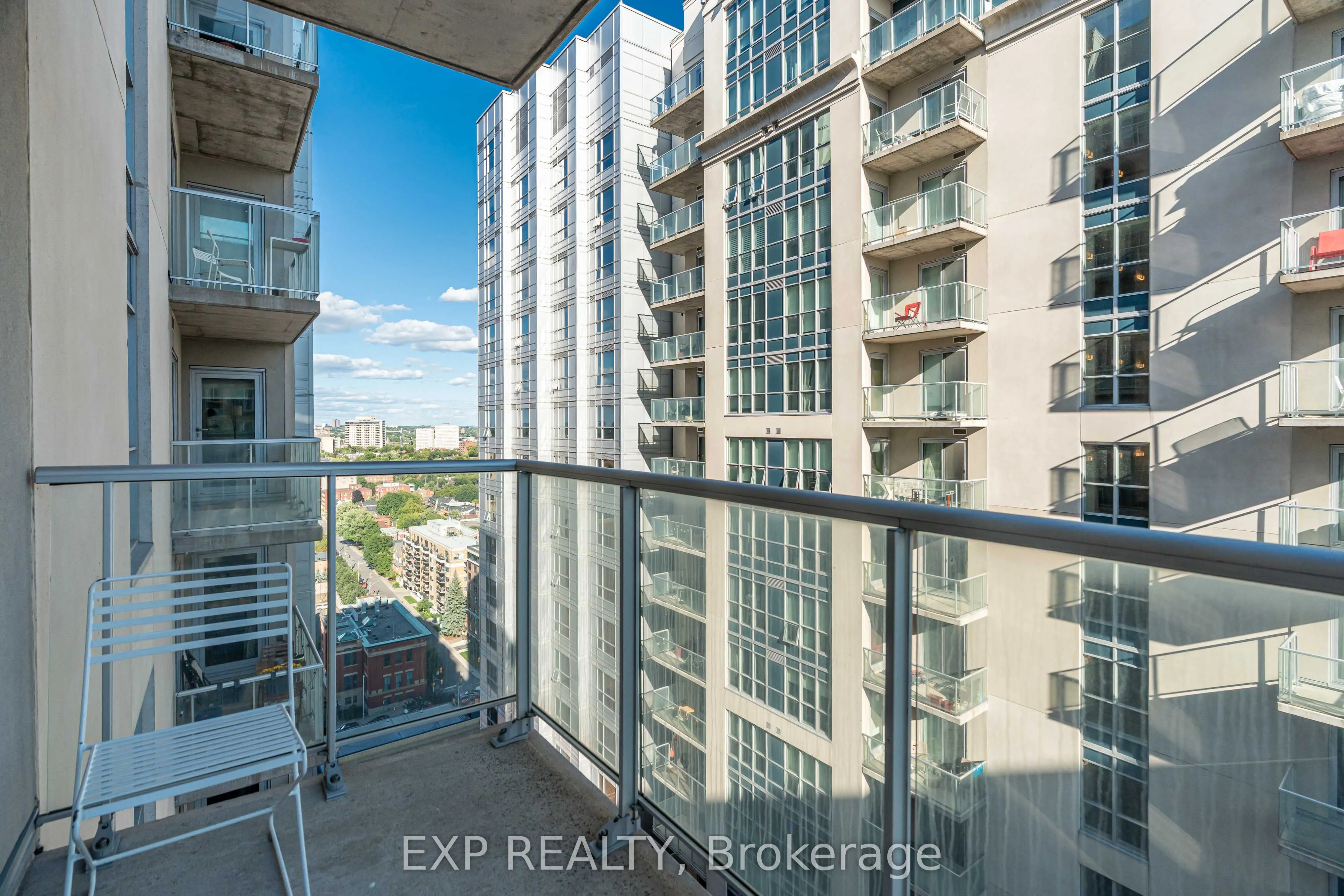 242 RIDEAU Street, #2308
