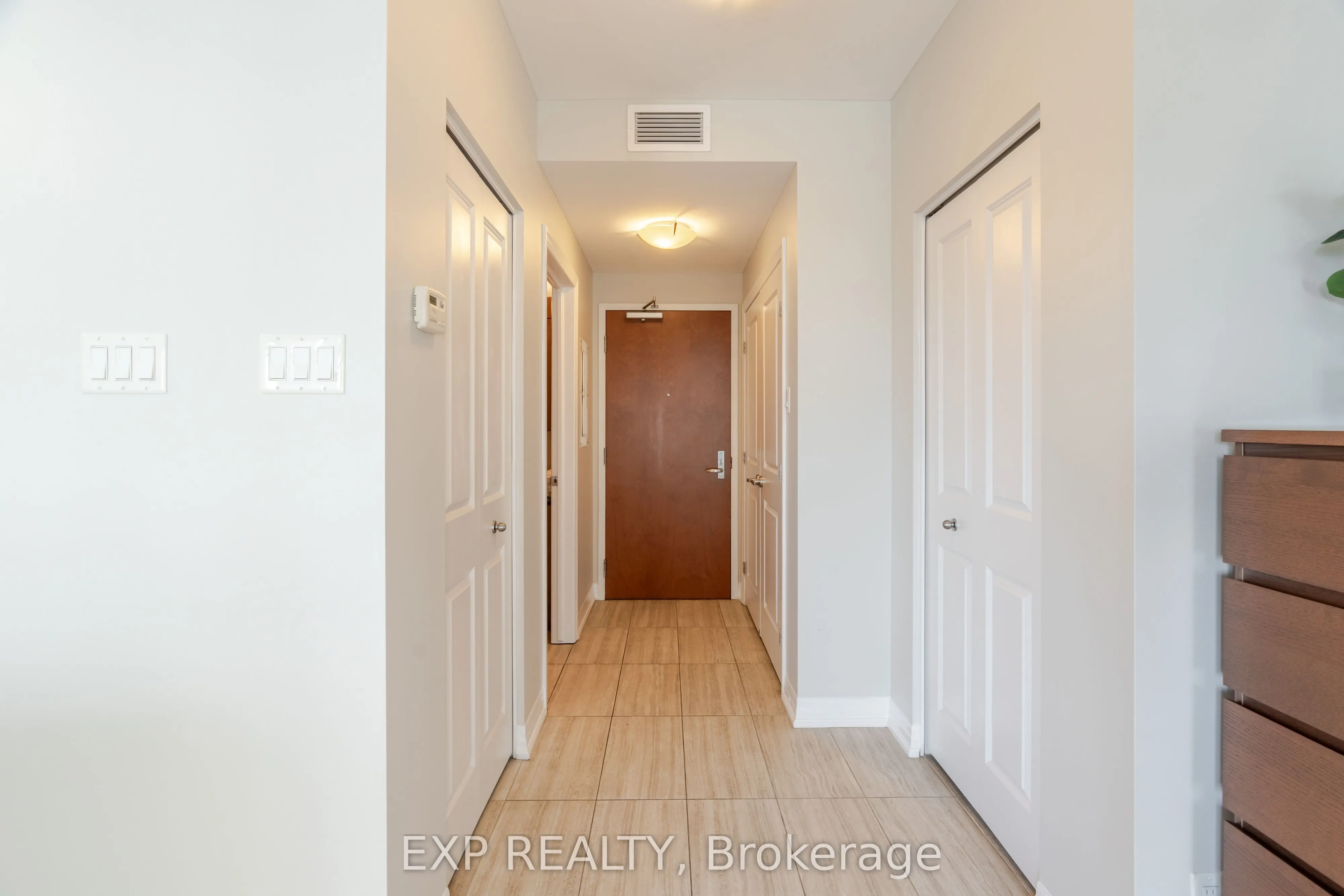 242 RIDEAU Street, #2308