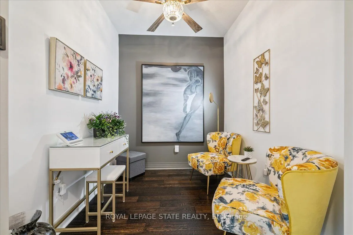 10 Concord Place, #204