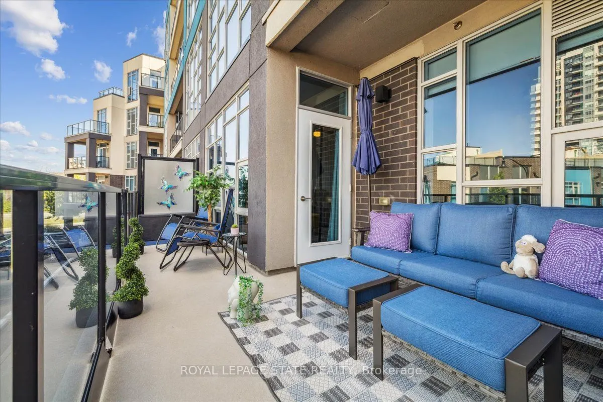 10 Concord Place, #204
