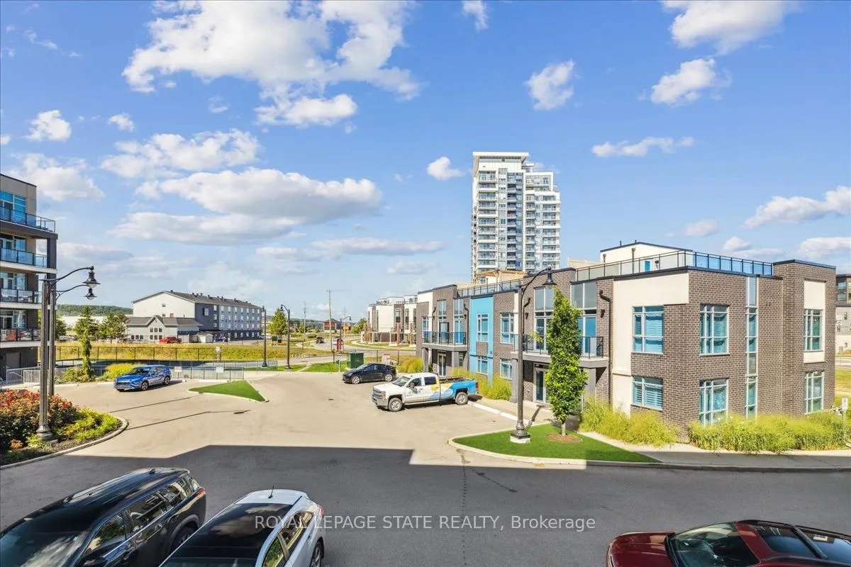 10 Concord Place, #204