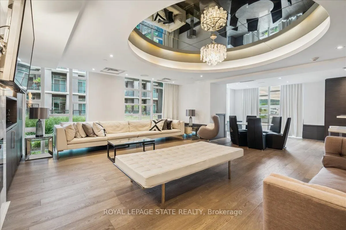 10 Concord Place, #204
