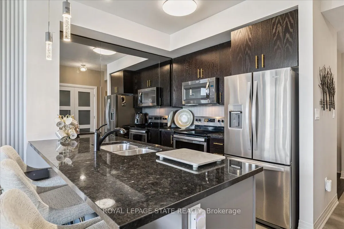10 Concord Place, #204