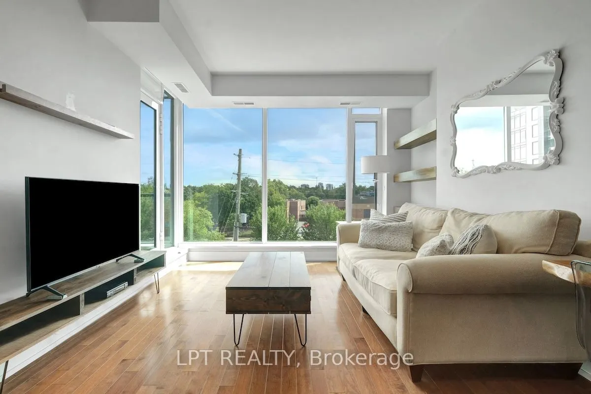 360 Patricia Avenue, #520