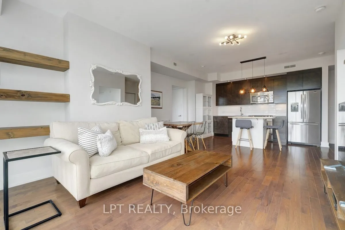 360 Patricia Avenue, #520