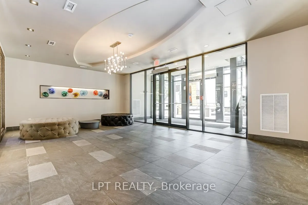 360 Patricia Avenue, #520