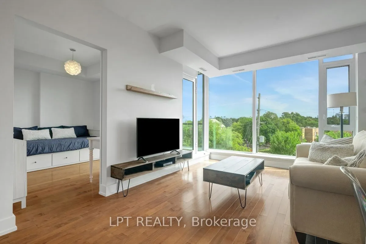 360 Patricia Avenue, #520