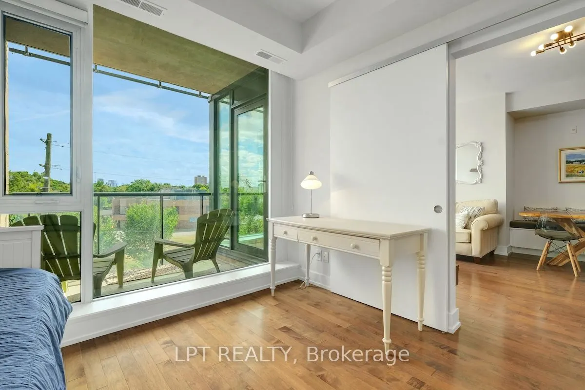 360 Patricia Avenue, #520