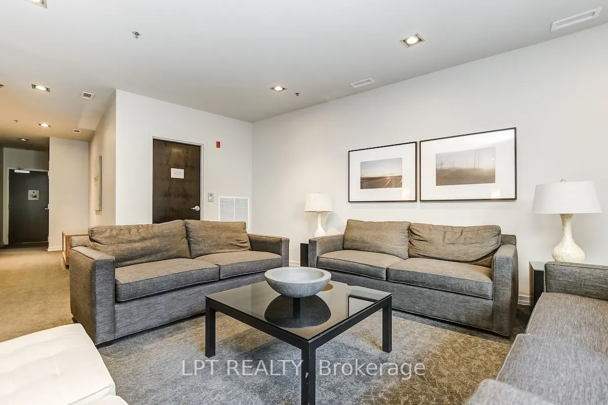 360 Patricia Avenue, #520