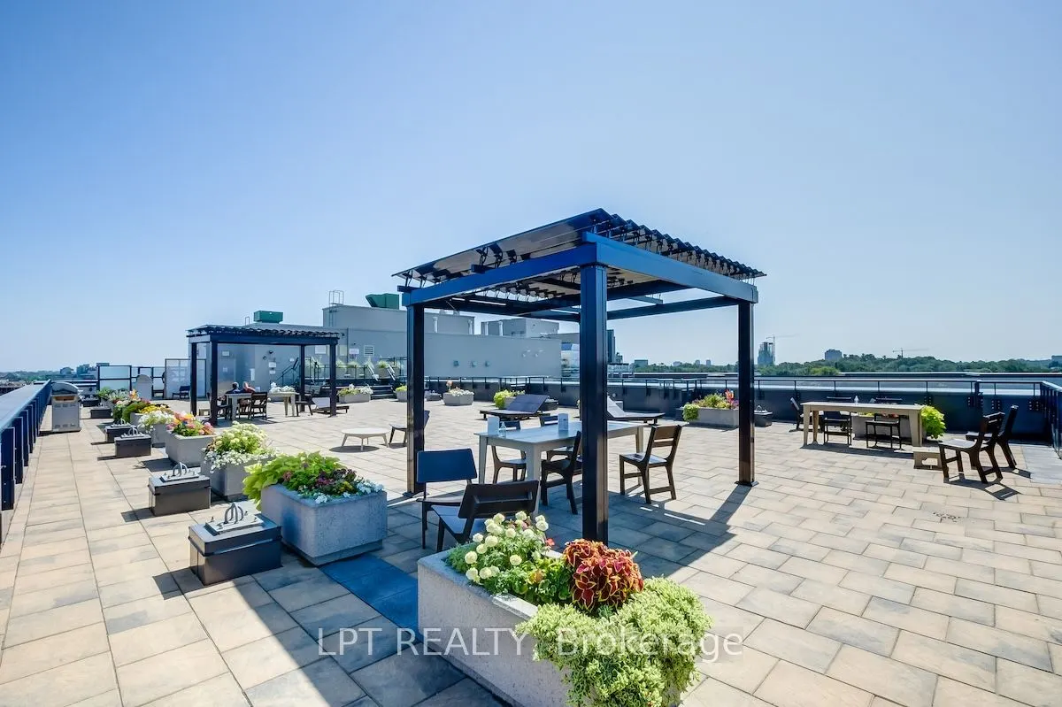 360 Patricia Avenue, #520